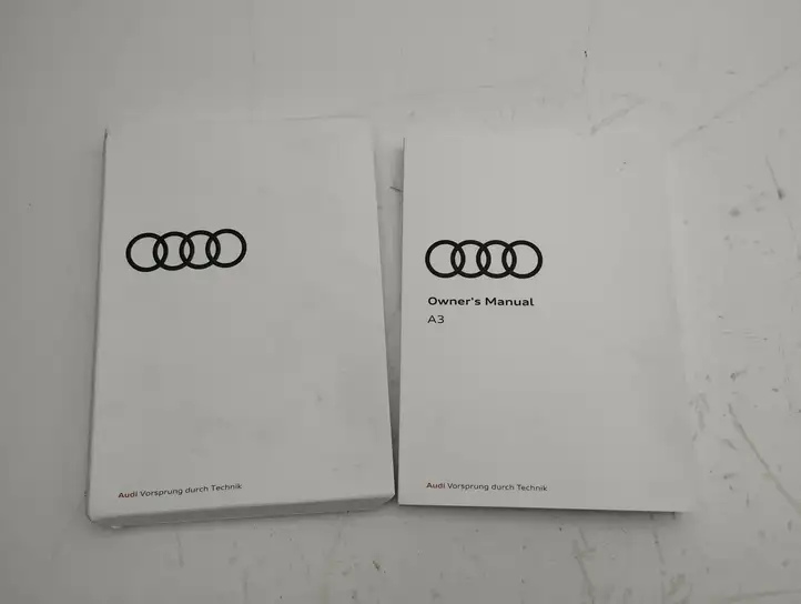 Audi A3/S3 8Y (2020 - ) 8Y0012720AL Сервисная книжка — фото 5