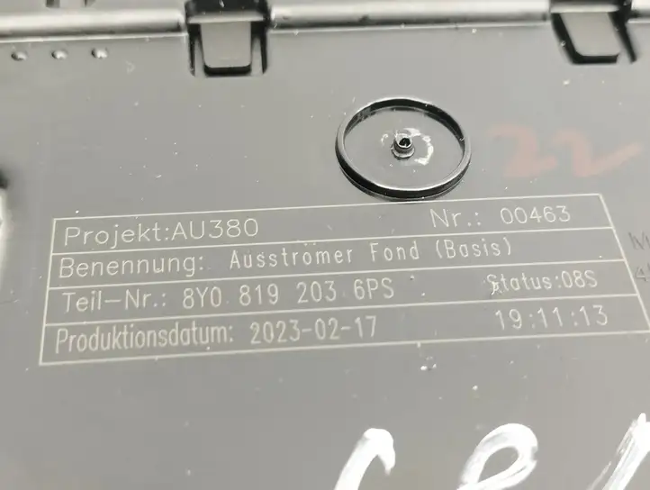 Audi A3/S3 8Y (2020 - ) 8Y08192036PS Задний воздушный дефлектор — фото 4