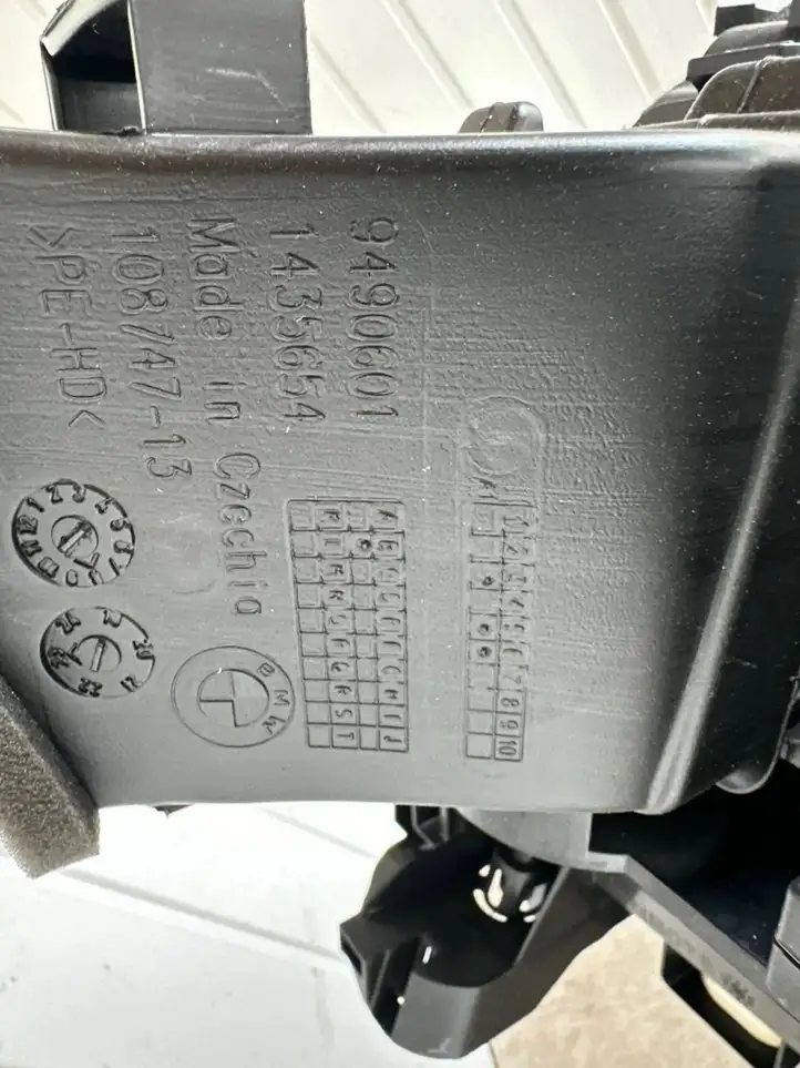 BMW iX (2021 - ) 6411HZ5A2BAB9 Комплект системы вентиляции салона — фото 8