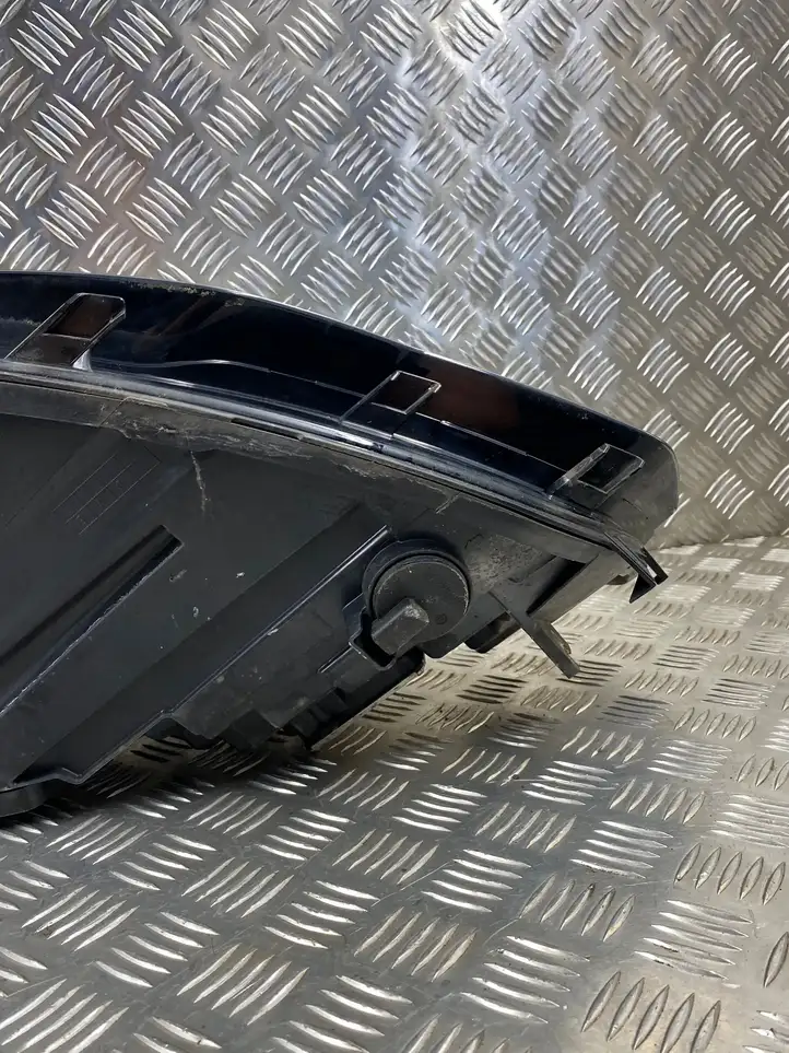 Audi A6 C7 (2011 - 2014) 4G0941034A Передняя фара — фото 9