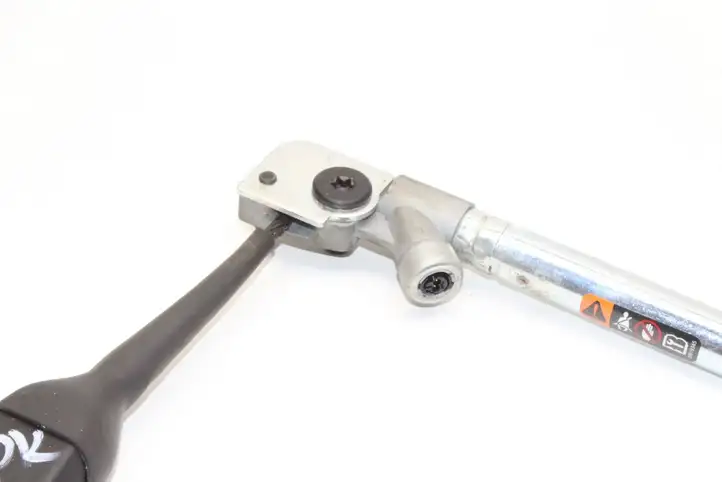 Opel Ampera (2011 - 2016) 20919345 Замок переднего ремня — фото 3
