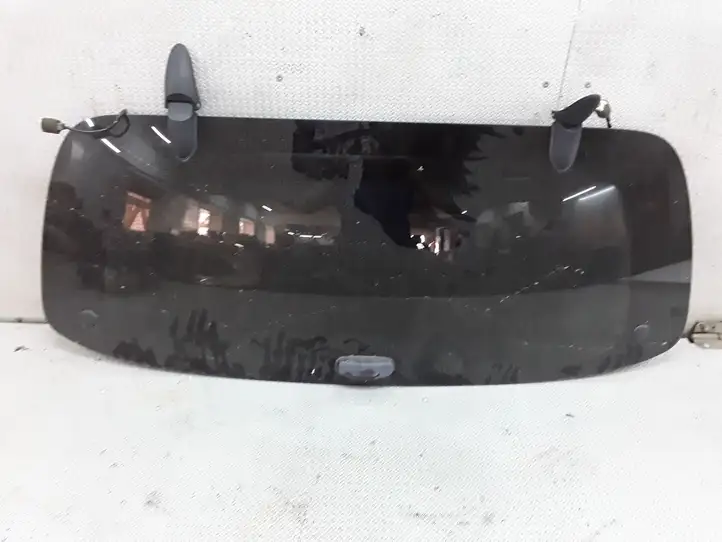 Hyundai Santa Fe (2000 - 2005) Открывающееся стекло крышки багажника — фото 1