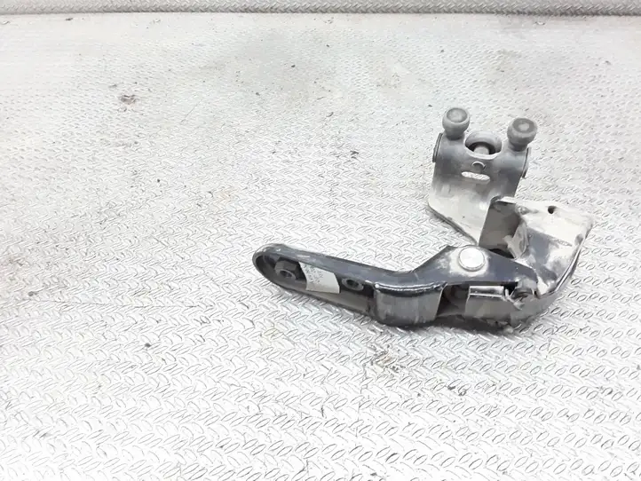Mercedes-Benz Vaneo W414 (2001 - 2005) A4147600447 Средняя направляющая ролика раздвижной двери — фото 1