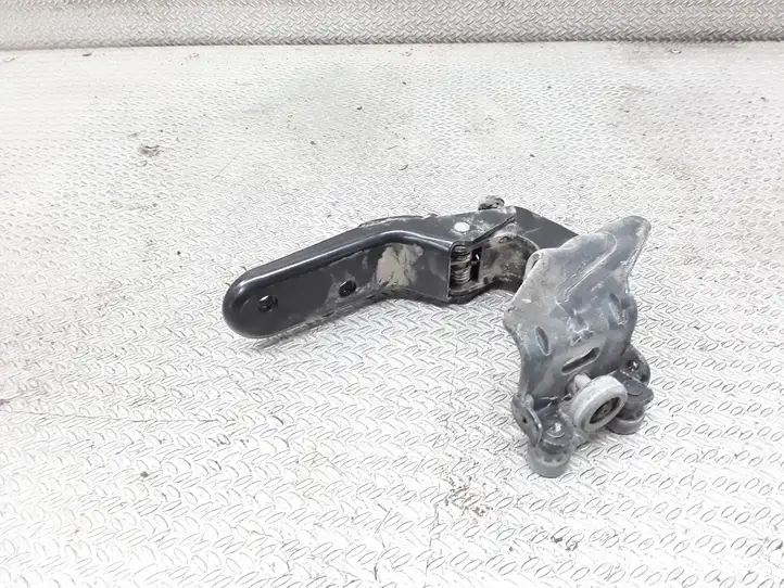 Mercedes-Benz Vaneo W414 (2001 - 2005) A4147600447 Средняя направляющая ролика раздвижной двери — фото 2