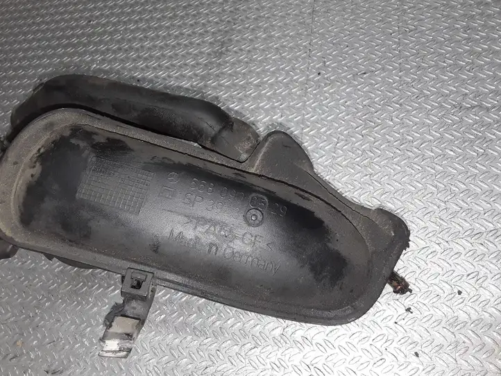 Mercedes-Benz Vaneo W414 (2001 - 2005) 6680900529 Детали воздухозаборника — фото 3