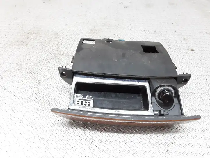 Mercedes-Benz S W220 (1998 - 2006) A2208100830 Передняя пепельница — фото 3