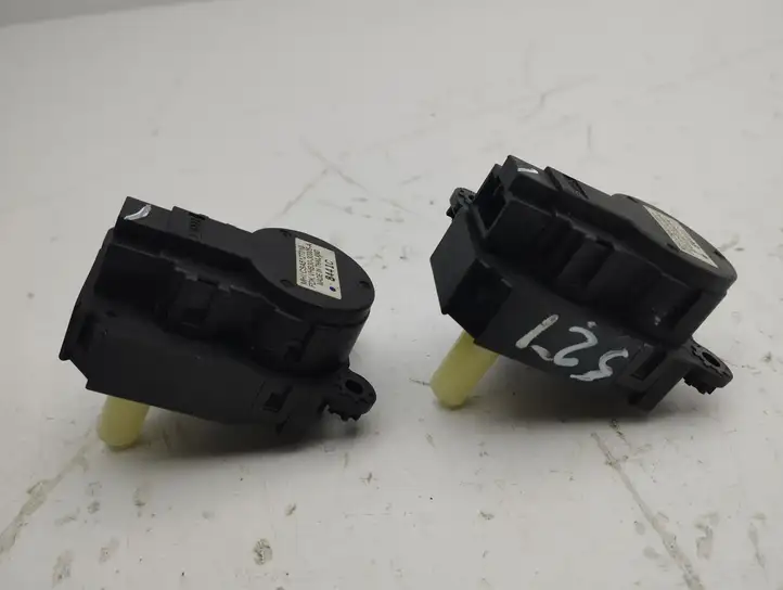 Citroen C-Crosser (2007 - 2013) CSA512T010 Двигатель задвижки потока воздуха — фото 6