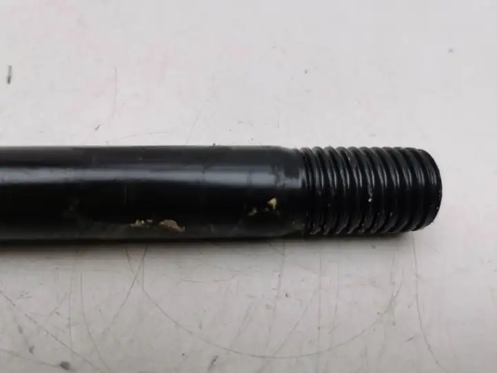 Renault Megane E-Tech (2022 - ) Буксировочная петля — фото 5