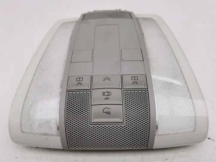 Mercedes-Benz C W204 (2007 - 2014) A2048202001 Передняя подсветка — фото 1
