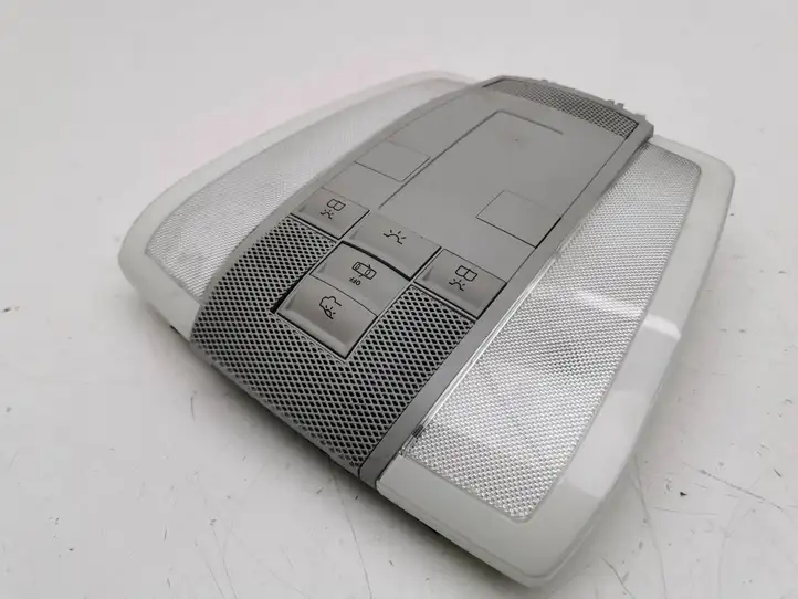 Mercedes-Benz C W204 (2007 - 2014) A2048202001 Передняя подсветка — фото 2