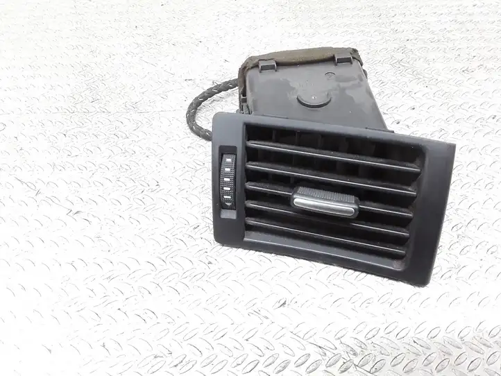 Audi A4 S4 B6 8E 8H (2000 - 2006) Боковой воздушный дефлектор — фото 1