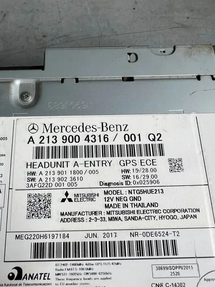 Mercedes-Benz E W213 (2016 - ) A2139004316 Магнитола / мультимедийная система — фото 5