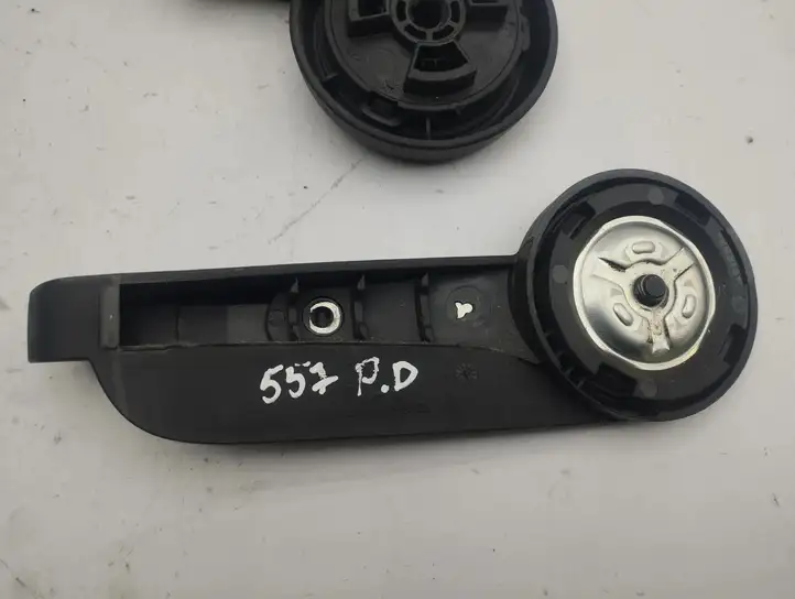 Opel Zafira C (2014 - 2016) 13257192 Ручка регулировки сиденья — фото 7