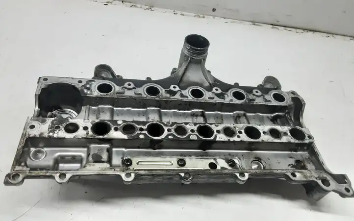 Volvo S60 (2000 - 2004) 30637137 Крышка головки блока цилиндров — фото 2