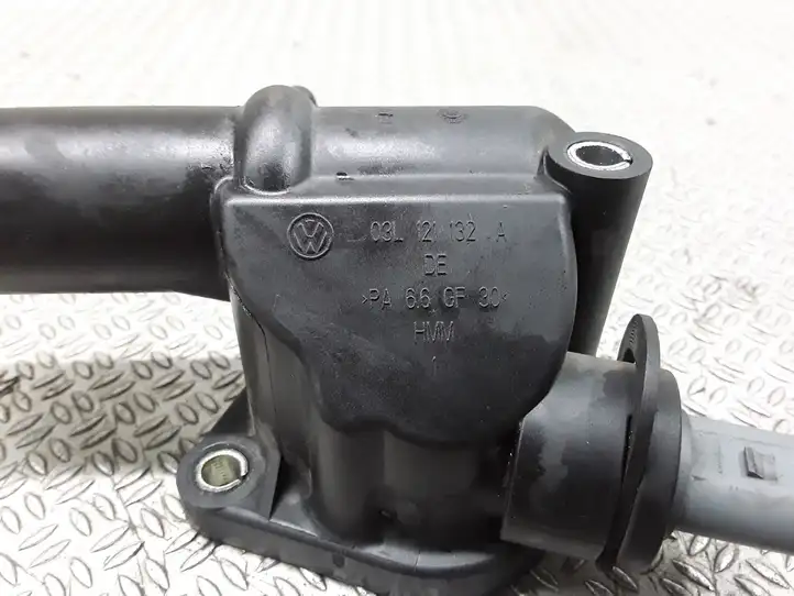 Seat Exeo (3R) (2008 - 2013) 03L121132A Шланги системы охлаждения — фото 2