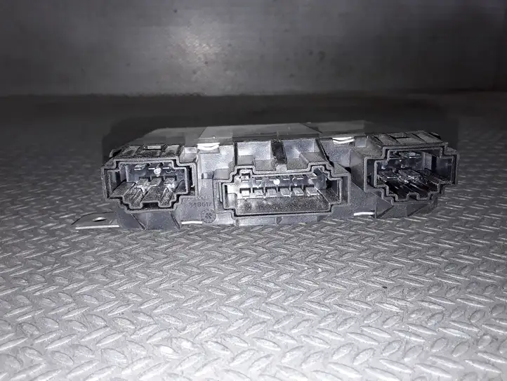 Volkswagen Sharan (2000 - 2003) 7M0941598 Модуль комфорта — фото 2