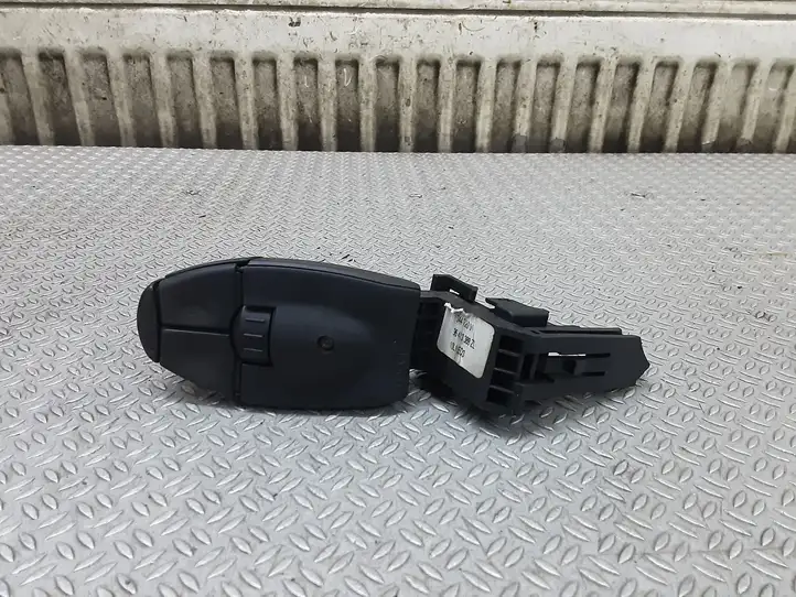 Peugeot 307 CC (2001 - 2005) 96413388ZL Мултифункционный включатель управления / ручка — фото 3