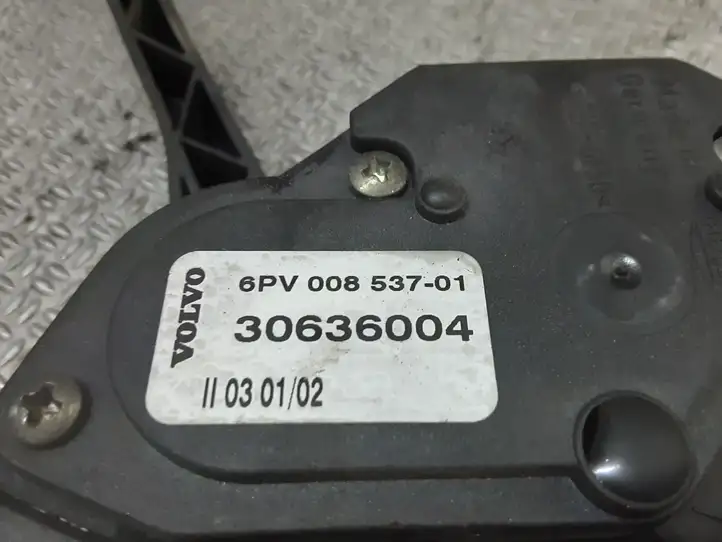 Volvo V70 (2000 - 2004) 30636004 Педаль акселератора — фото 2
