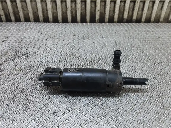 Audi A4 S4 B6 8E 8H (2000 - 2006) 1J0973722A Насос омывателя фар — фото 3