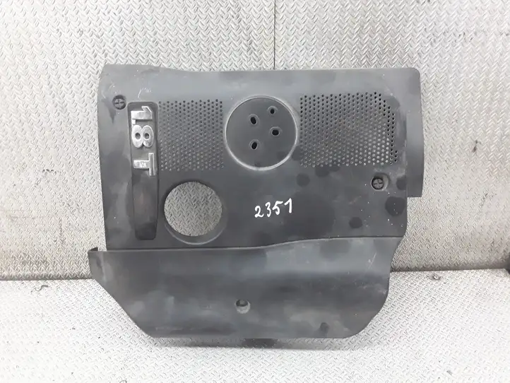 Volkswagen PASSAT B5.5 (2001 - 2005) 058103724AC Крышка двигателя декоративная — фото 1