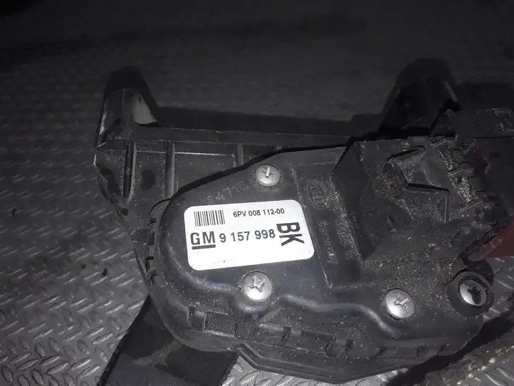 Opel Astra H (2004 - 2009) 9157998 Педаль акселератора — фото 3