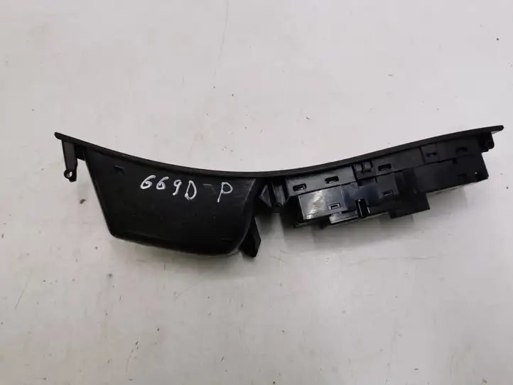 BMW 5 F10 F11 (2009 - 2016) 9238241 Блок кнопок стеклоподъемников — фото 5