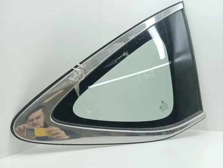 Honda CR-V (2012 - 2016) 43R00048 Заднее боковое стекло — фото 3