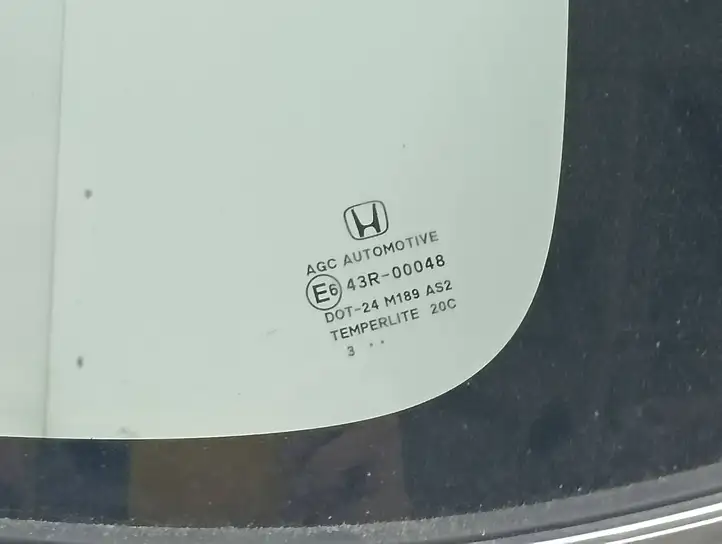 Honda CR-V (2012 - 2016) 43R00048 Заднее боковое стекло — фото 6