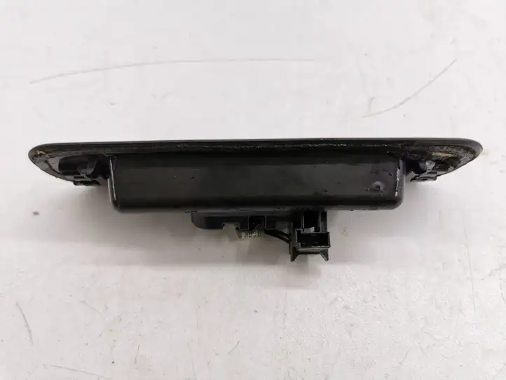 Opel Astra J (2009 - 2012) 13298054 Кнопка закрытия крышки багажника — фото 3