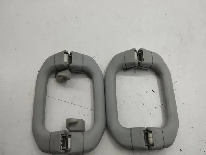 Mercedes-Benz C W203 (2000 - 2007) A2038100451 Комплект потолочных ручек — фото 2