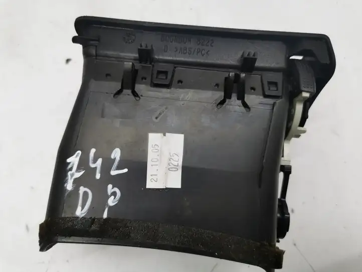 Toyota Corolla E120 E130 (2004 - 2007) Боковой воздушный дефлектор — фото 6