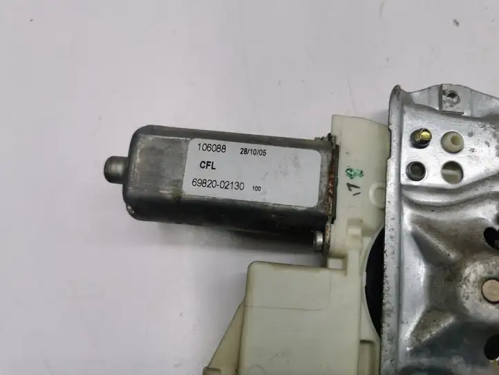 Toyota Corolla E120 E130 (2004 - 2007) 992045100 Электростеклоподъемник передний (комплект) — фото 3