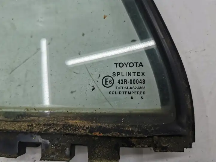 Toyota Corolla E120 E130 (2004 - 2007) Форточка двери — фото 4