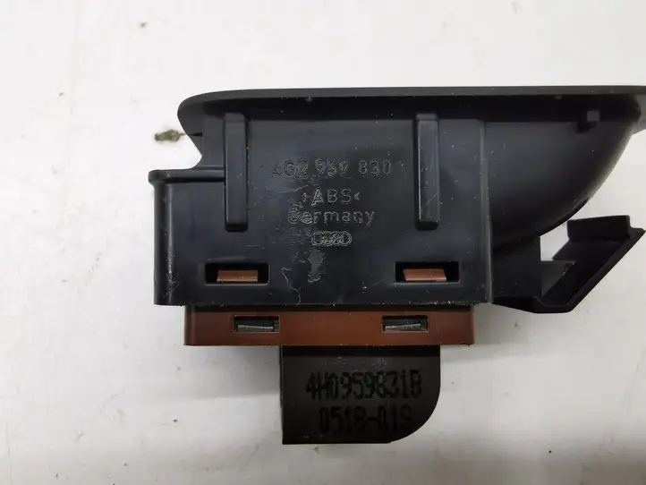 Audi A6 C7 (2014 - 2018) 4G2959830 Кнопка закрытия крышки багажника — фото 6