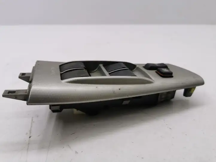 Toyota Corolla E120 E130 (2004 - 2007) 54035084 Кнопка стеклоподъемников — фото 2