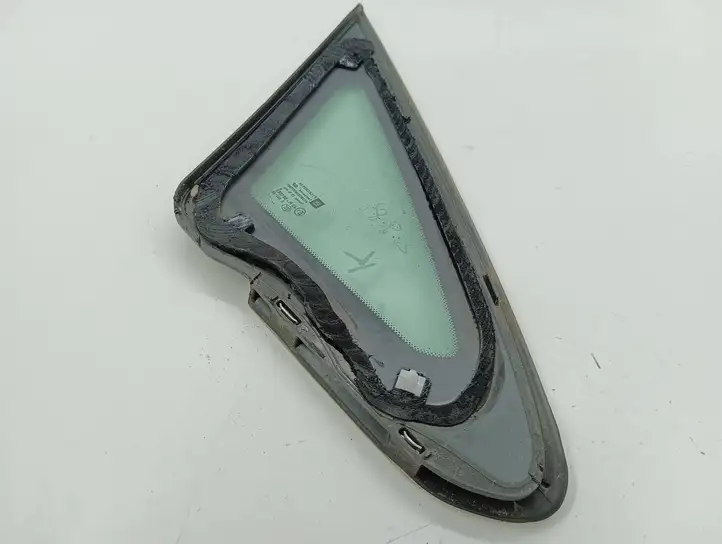 Opel Astra J (2009 - 2012) Треугольное стекло кузова — фото 6