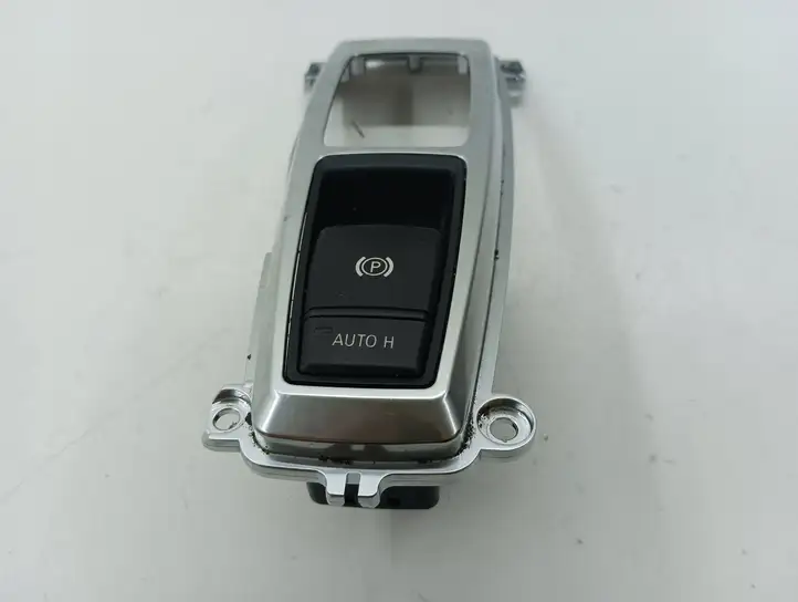 BMW X5 E70 (2006 - 2013) 6975467 Кнопка ручного тормоза — фото 1