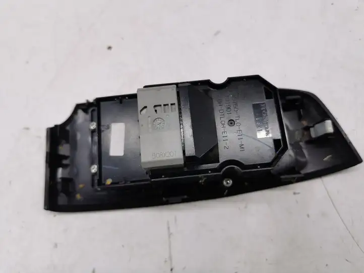 Honda Accord (2008 - 2016) 35760TL0 Блок кнопок стеклоподъемников — фото 6