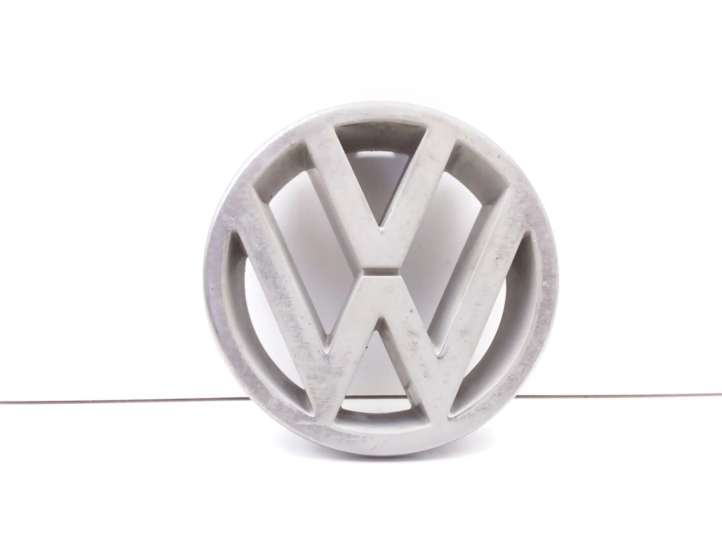 357853601 Volkswagen PASSAT B3 Gamintojo ženkliukas