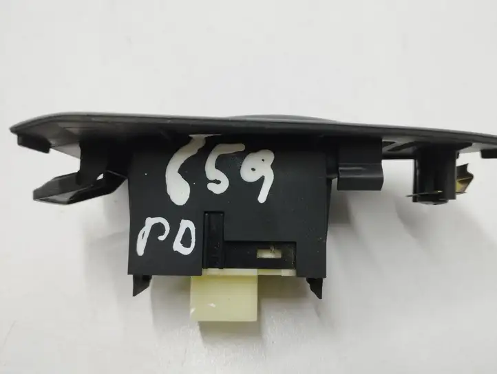 Toyota Avensis T250 (2003 - 2006) 7423105140 Блок кнопок стеклоподъемников — фото 2