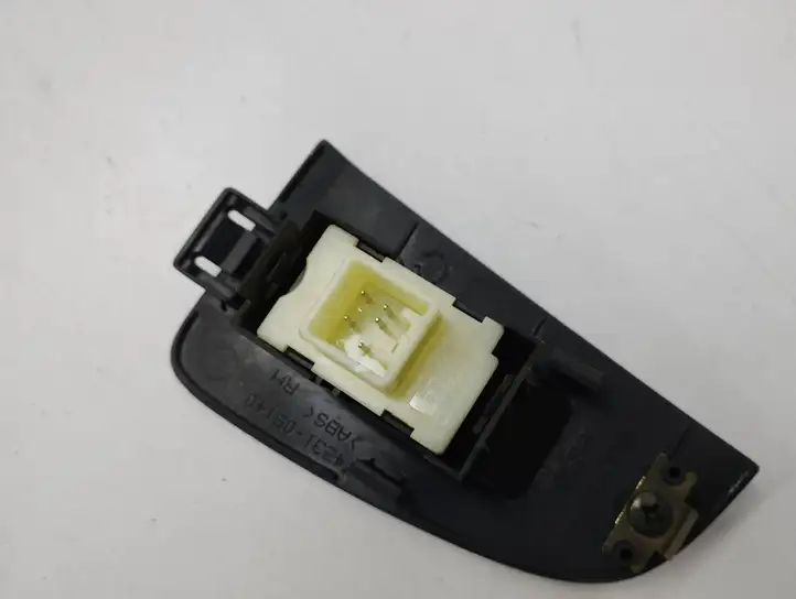 Toyota Avensis T250 (2003 - 2006) 7423105140 Блок кнопок стеклоподъемников — фото 3