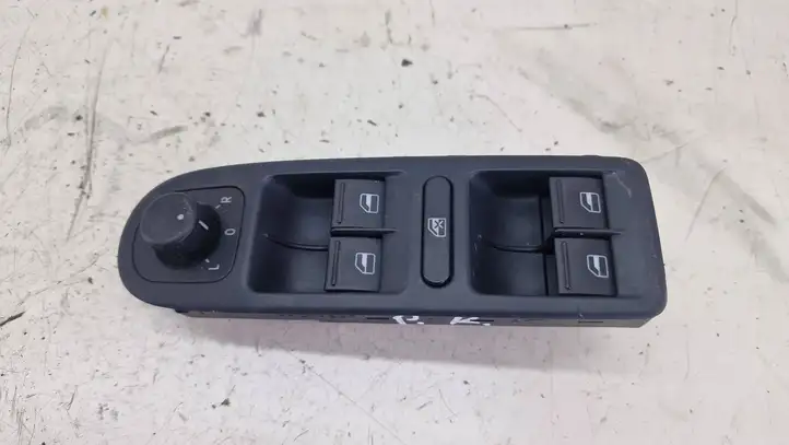 Volkswagen Golf VI (2009 - 2013) 5K0867255A Накладка кнопки стеклоподъемника — фото 4