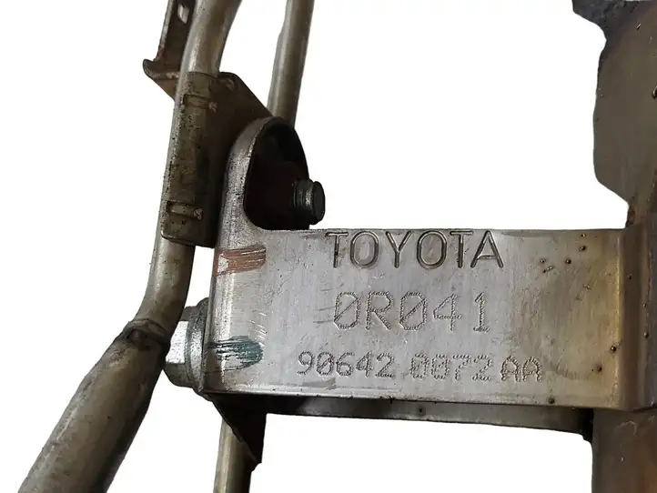 Toyota Avensis T270 (2009 - 2012) 0R041 Катализатор / DPF / FAP — фото 3