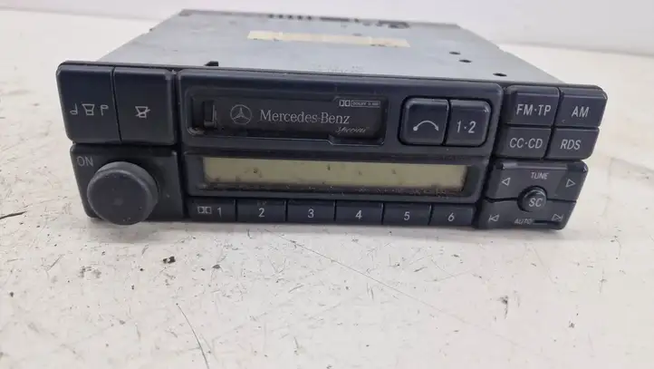 Mercedes-Benz A W168 (1997 - 2004) Магнитола / мультимедийная система — фото 1