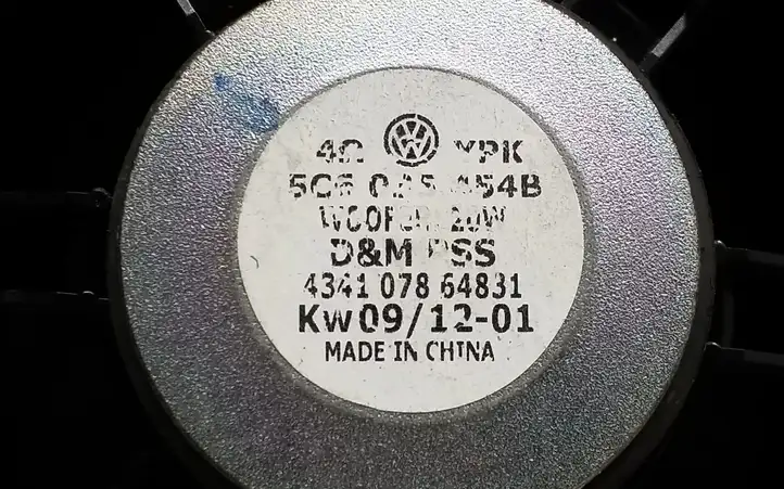 Volkswagen Jetta VI (2011 - 2018) 5C6035454B Динамики задних дверей — фото 4
