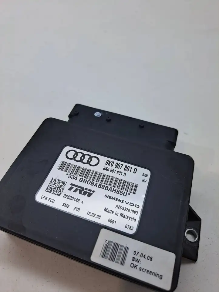 Audi A5 8T 8F (2007 - 2011) 8K0907801D Блок управления стояночным тормозом — фото 4