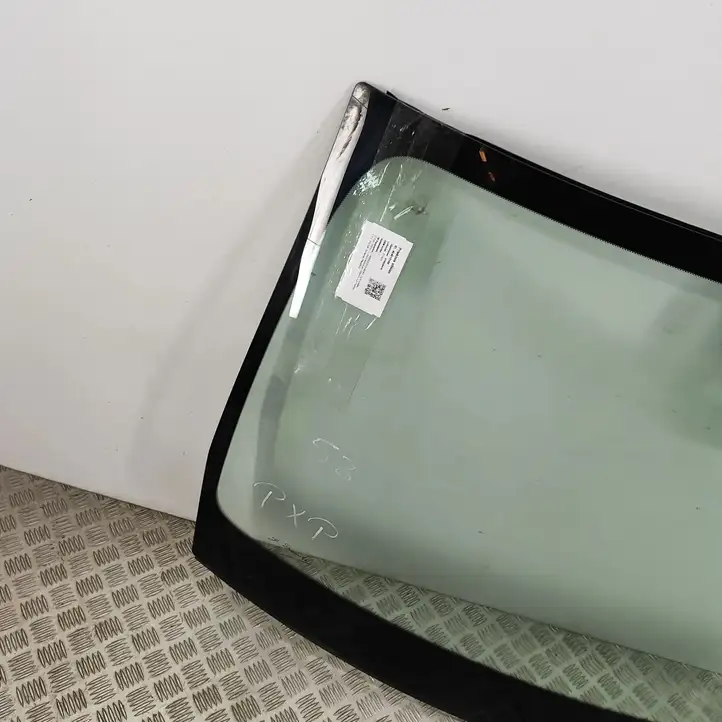 Mercedes-Benz CLA C118,X118 (2019 - ) A1776701801 Переднее стекло — фото 4