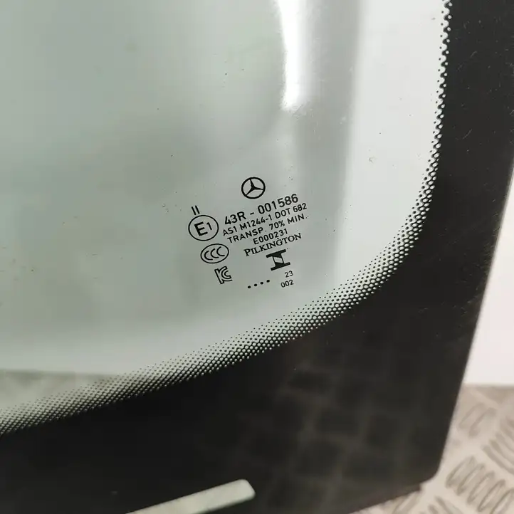 Mercedes-Benz CLA C118,X118 (2019 - ) A1776701801 Переднее стекло — фото 6