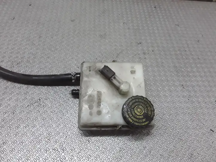 Citroen Xsara Picasso (1999 - 2012) 0204024818 Бачок тормозной жидкости — фото 1
