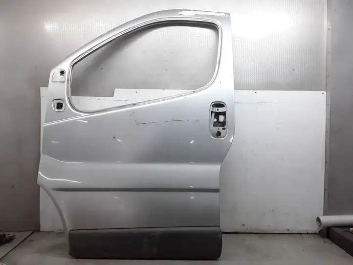 Renault Trafic II (X83) (2002 - 2014) Дверь — фото 1